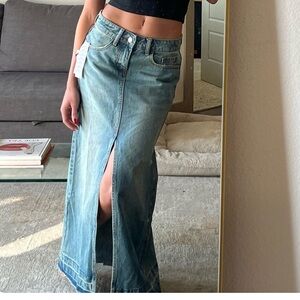 Urban Outfitter BDG Mandi long denim skirt size M
